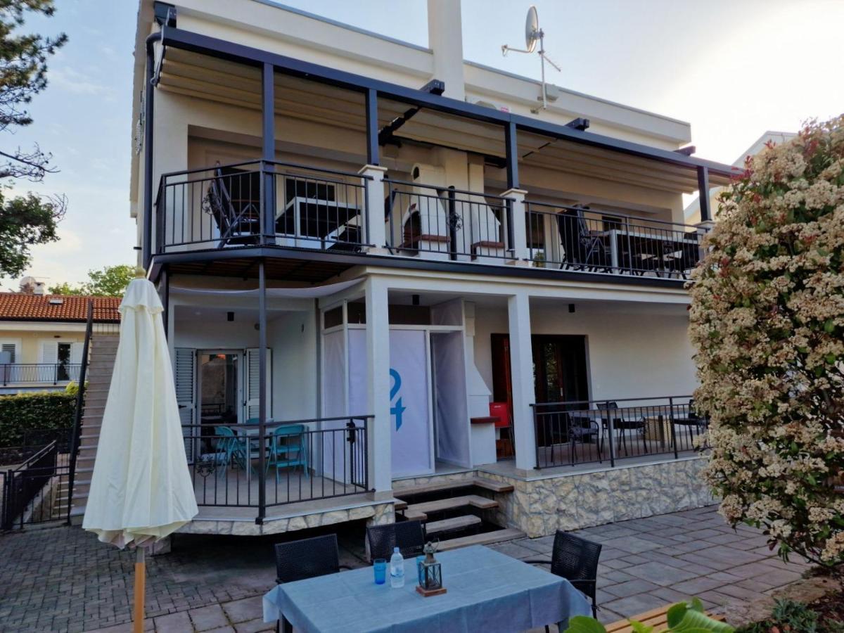 Anna24 Holidays Vantacici Exterior photo
